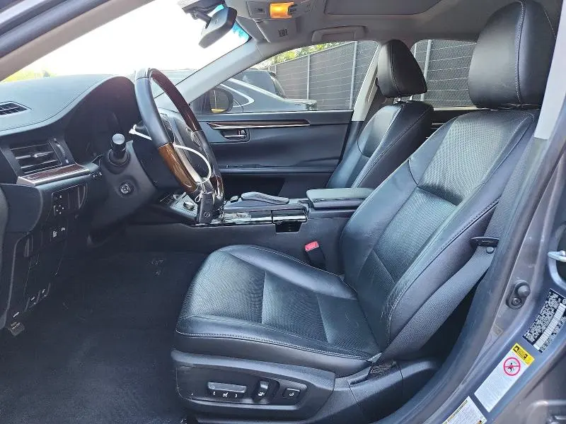 2013 LEXUS ES 350 4D   