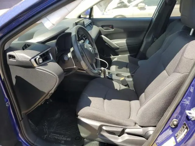 2022 TOYOTA COROLLA CROSS LE  