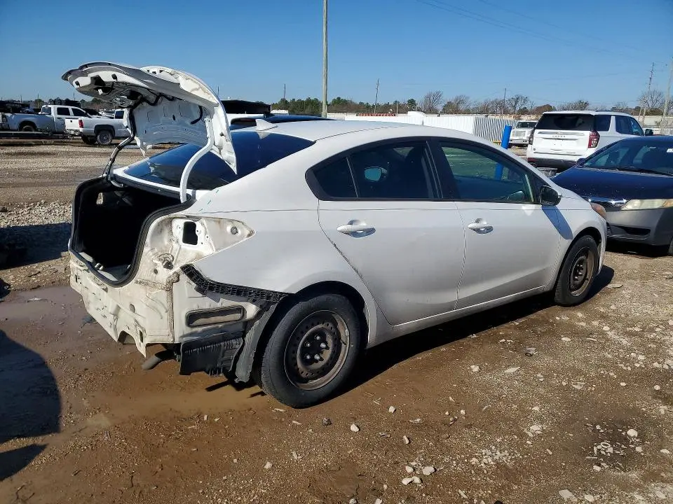2015 KIA FORTE LX  
