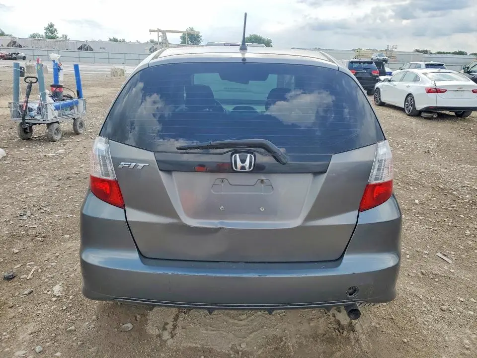 2013 HONDA FIT   