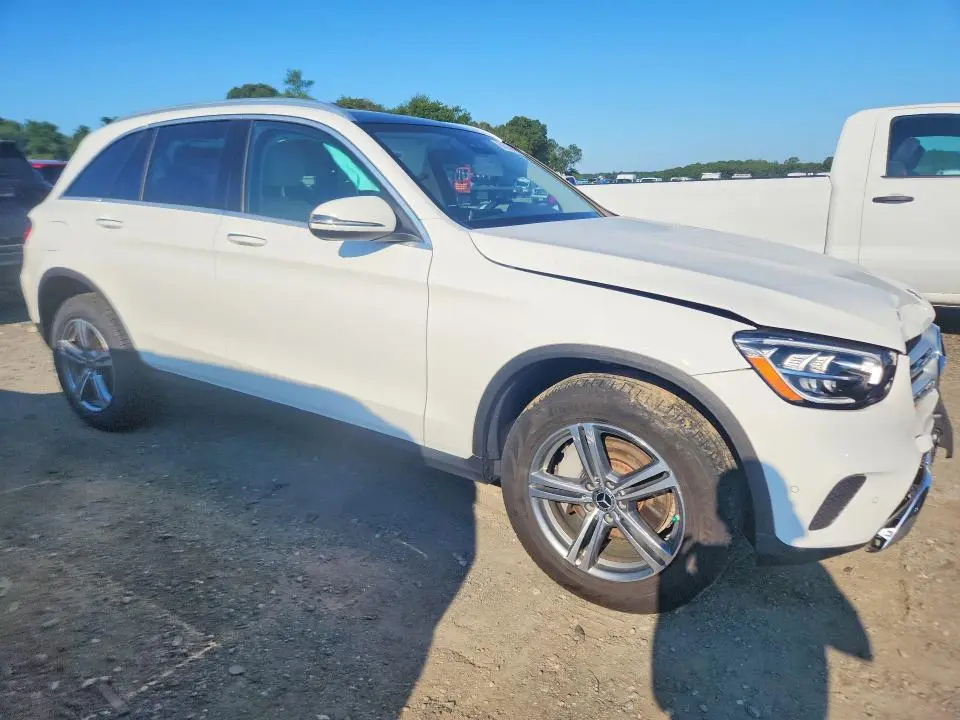 2021 MERCEDES-BENZ GLC 300 4MATIC  