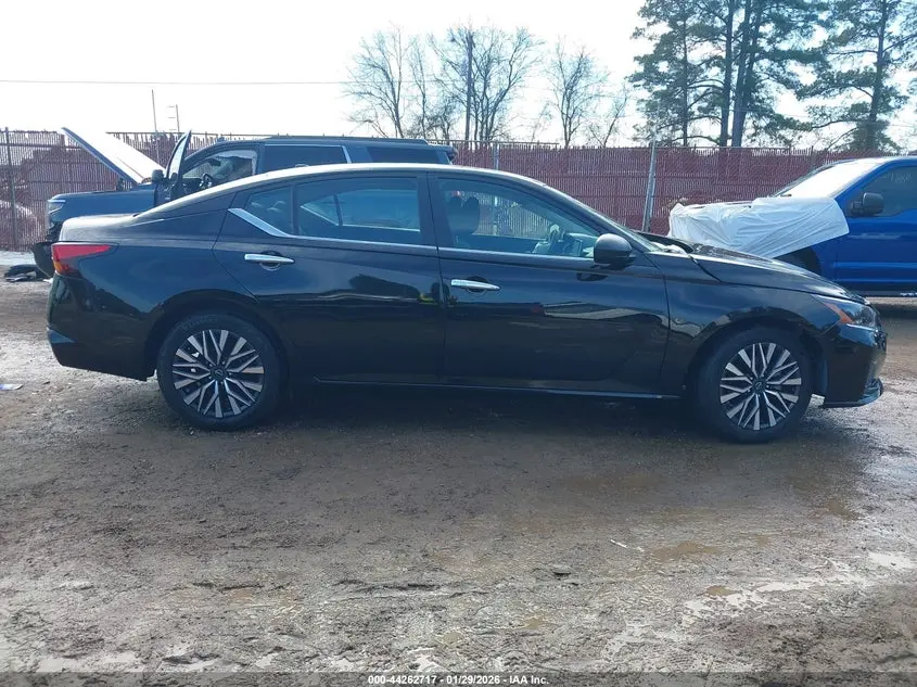 2025 NISSAN ALTIMA SV FWD