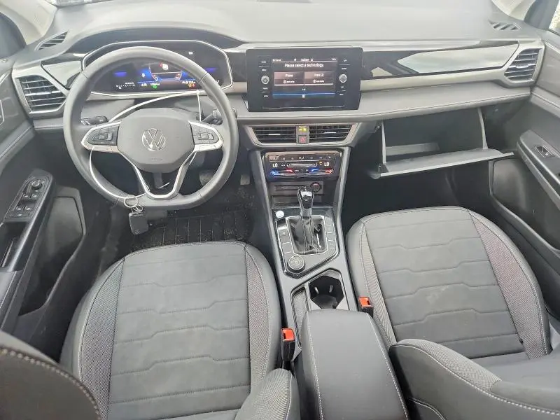 2025 VOLKSWAGEN TAOS SE BLACK  