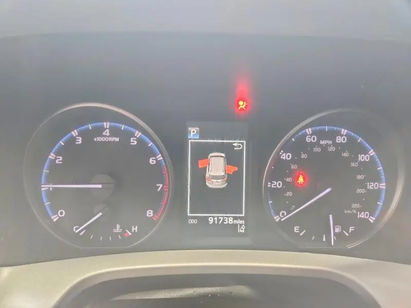 2017 TOYOTA RAV4 LE  