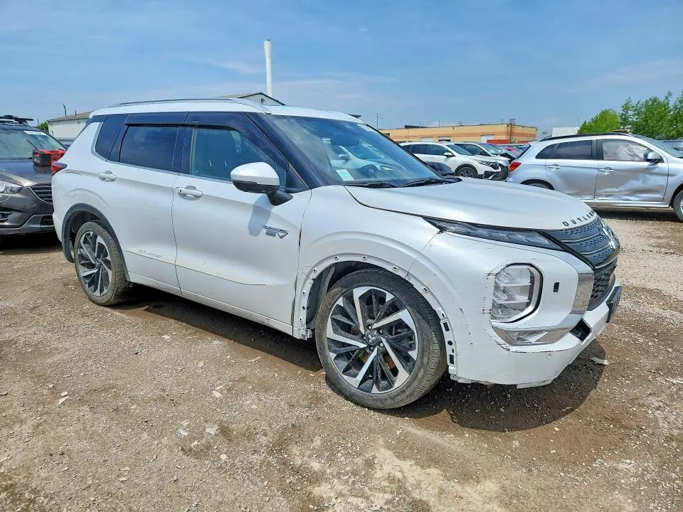 2024 MITSUBISHI OUTLANDER SEL  