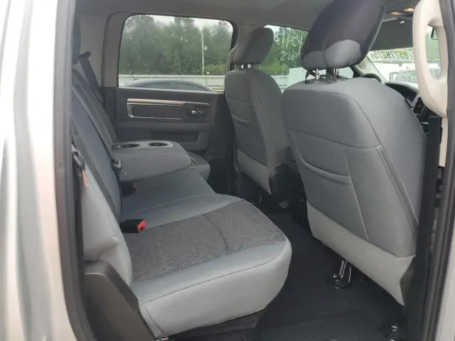 2019 RAM 1500 CLASSIC SLT