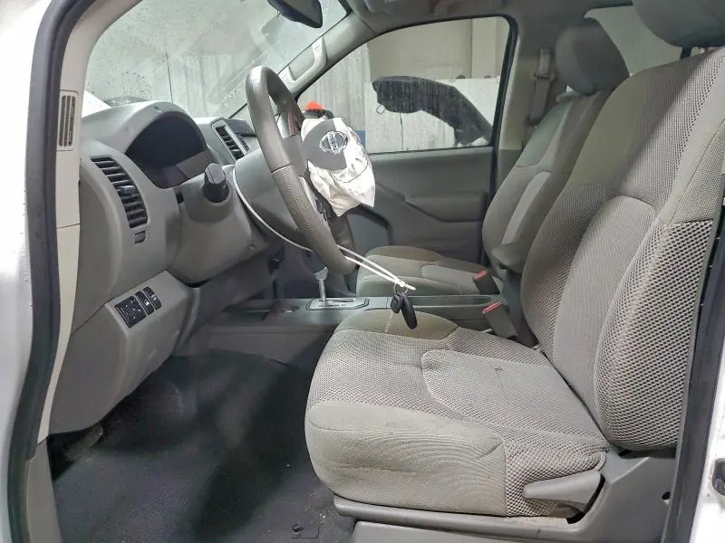 2020 NISSAN FRONTIER S  