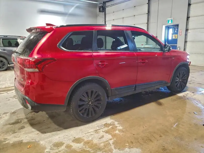 2020 MITSUBISHI OUTLANDER SE  