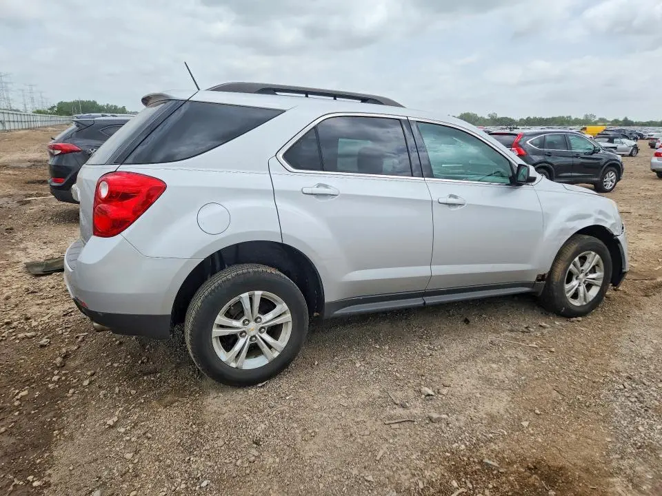 2015 CHEVROLET EQUINOX LT  