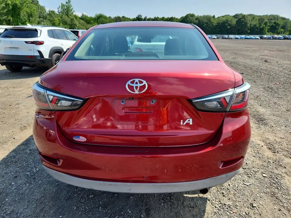 2018 TOYOTA YARIS IA BASE  