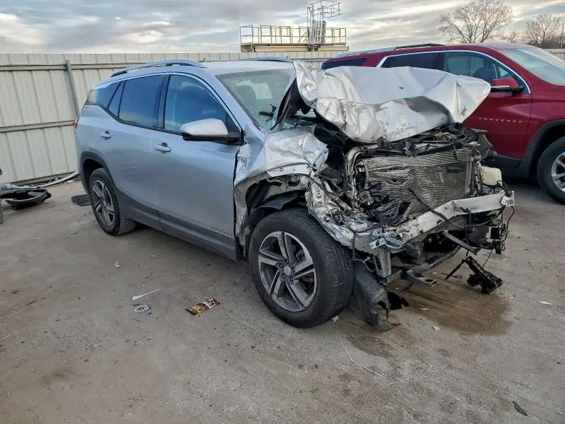 2019 GMC TERRAIN SLT  