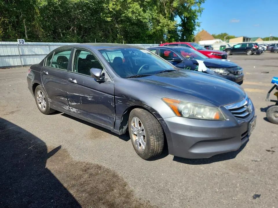 2011 HONDA ACCORD SE  