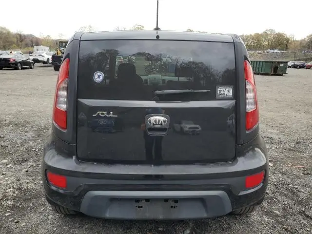 2013 KIA SOUL +  