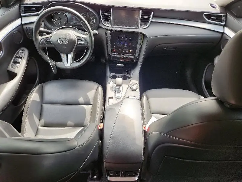 2019 INFINITI QX50 LUXE  