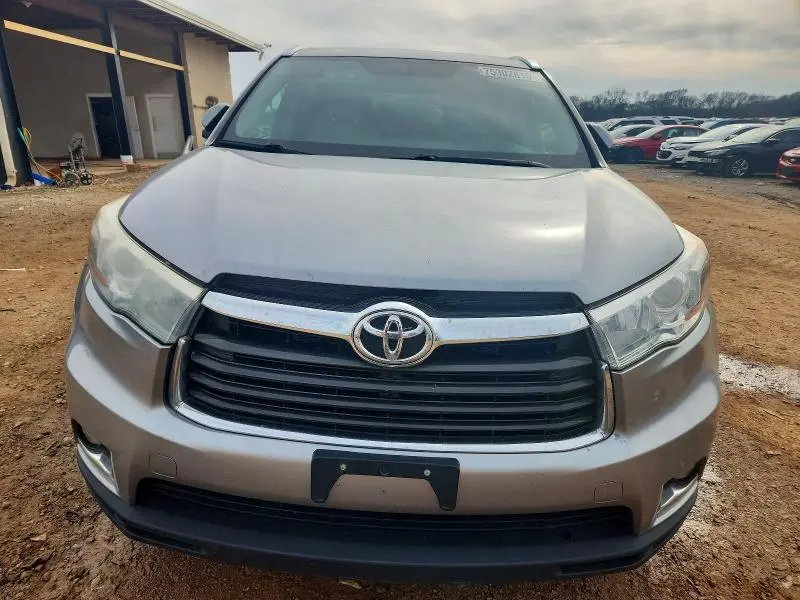 2016 TOYOTA HIGHLANDER LIMITED  