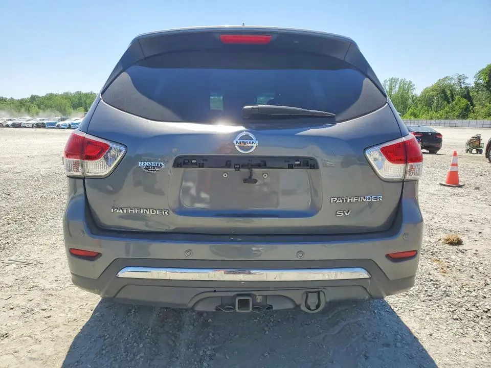 2016 NISSAN PATHFINDER SV  