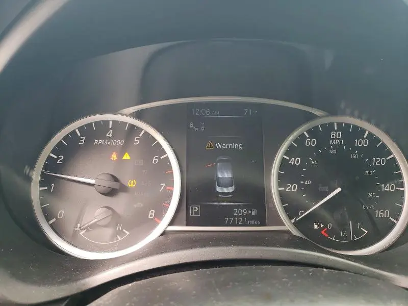 2018 NISSAN SENTRA SR  