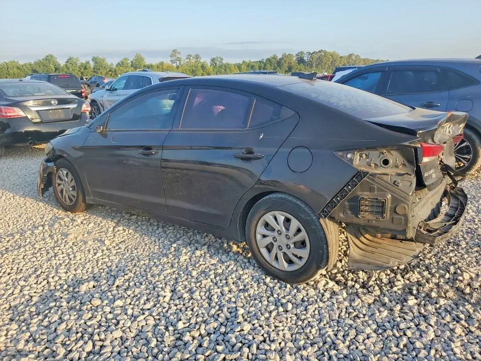 2018 HYUNDAI ELANTRA SE  