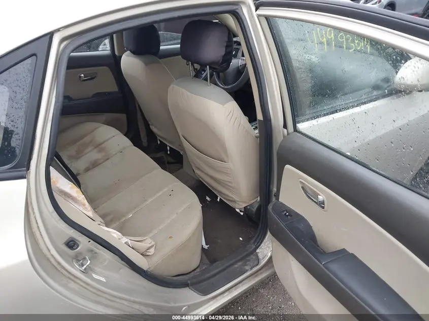 2010 HYUNDAI ELANTRA GLS