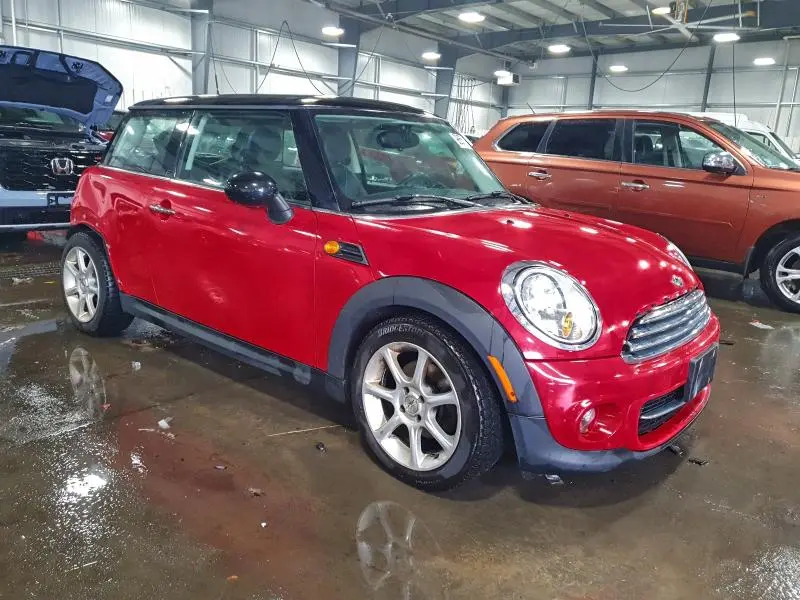 2013 MINI COOPER   