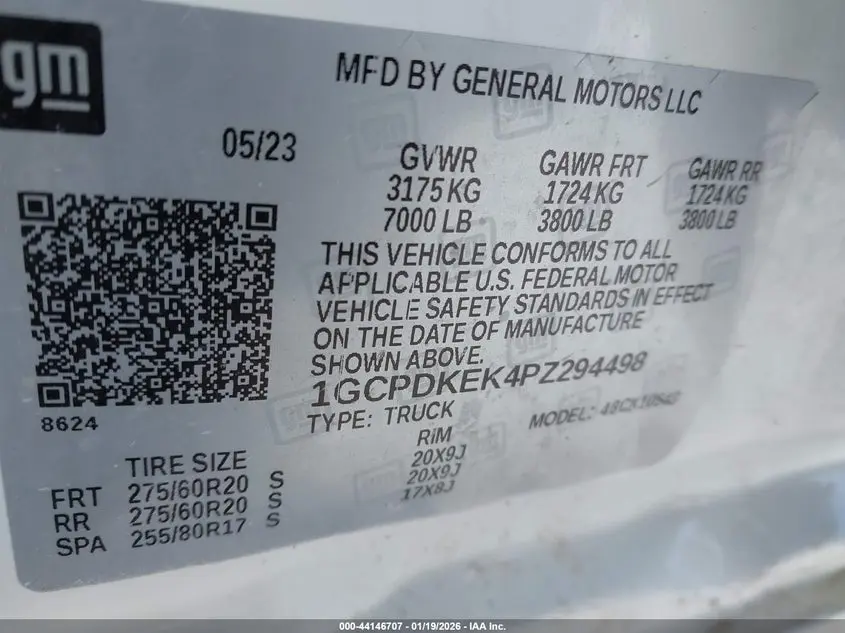 2023 CHEVROLET SILVERADO 1500 4WD  SHORT BED LT WITH 2FL