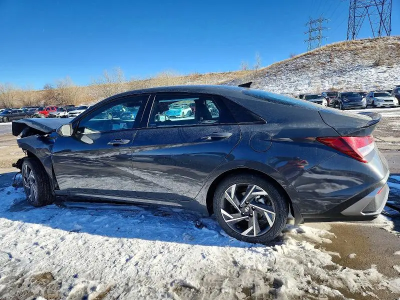 2025 HYUNDAI ELANTRA SEL SPORT  