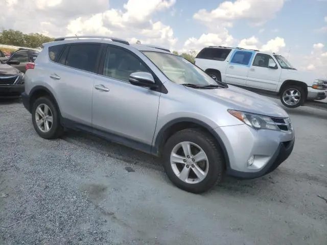 2014 TOYOTA RAV4 XLE  