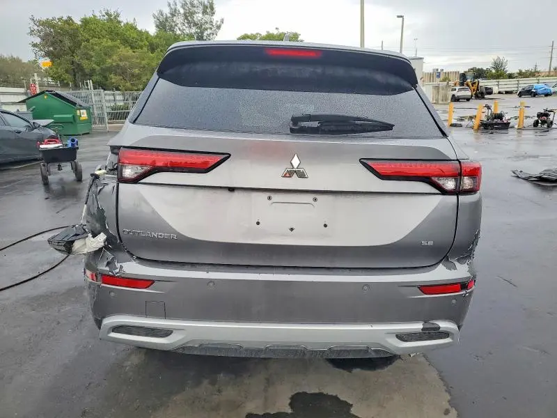 2022 MITSUBISHI OUTLANDER SE  