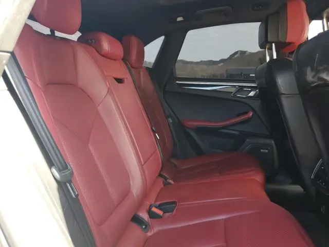 2018 PORSCHE MACAN S  