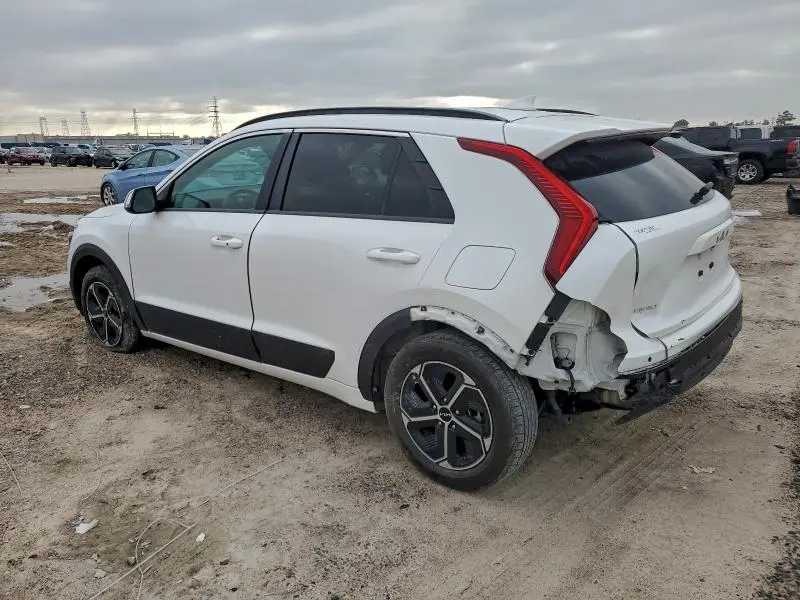 2023 KIA NIRO EX  