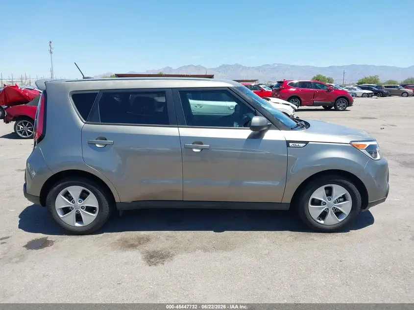 2015 KIA SOUL  
