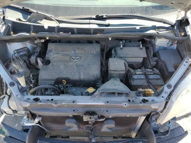 2011 TOYOTA SIENNA LE  