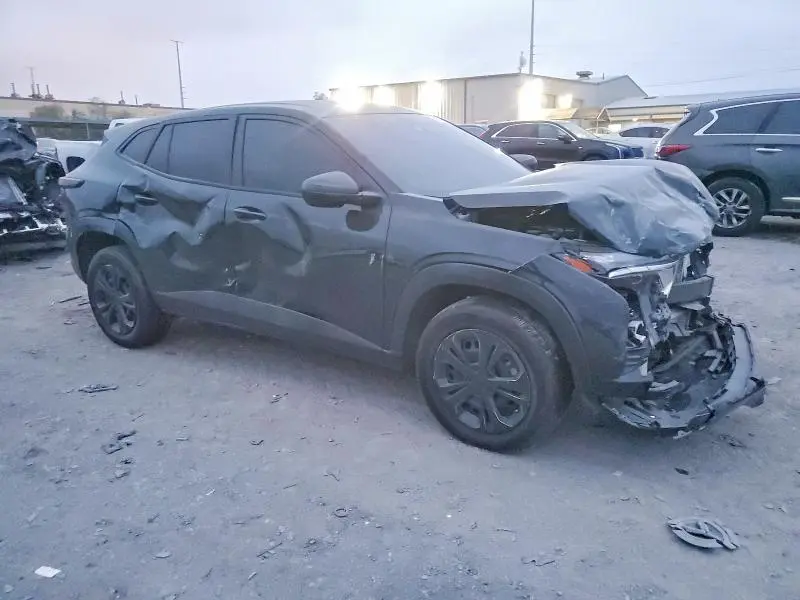 2024 CHEVROLET TRAX LS  