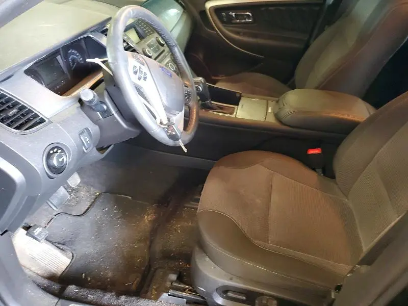 2017 FORD TAURUS SEL  