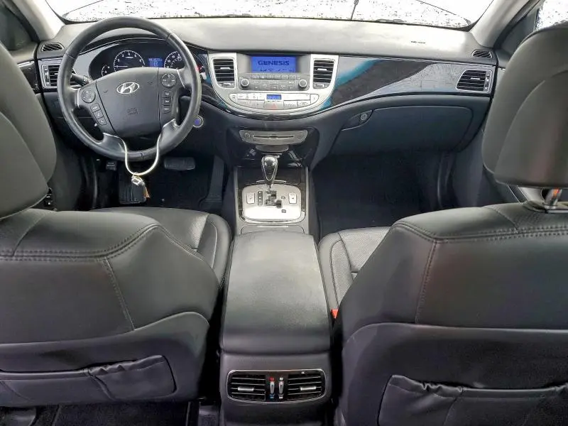 2013 HYUNDAI GENESIS 3.8L  