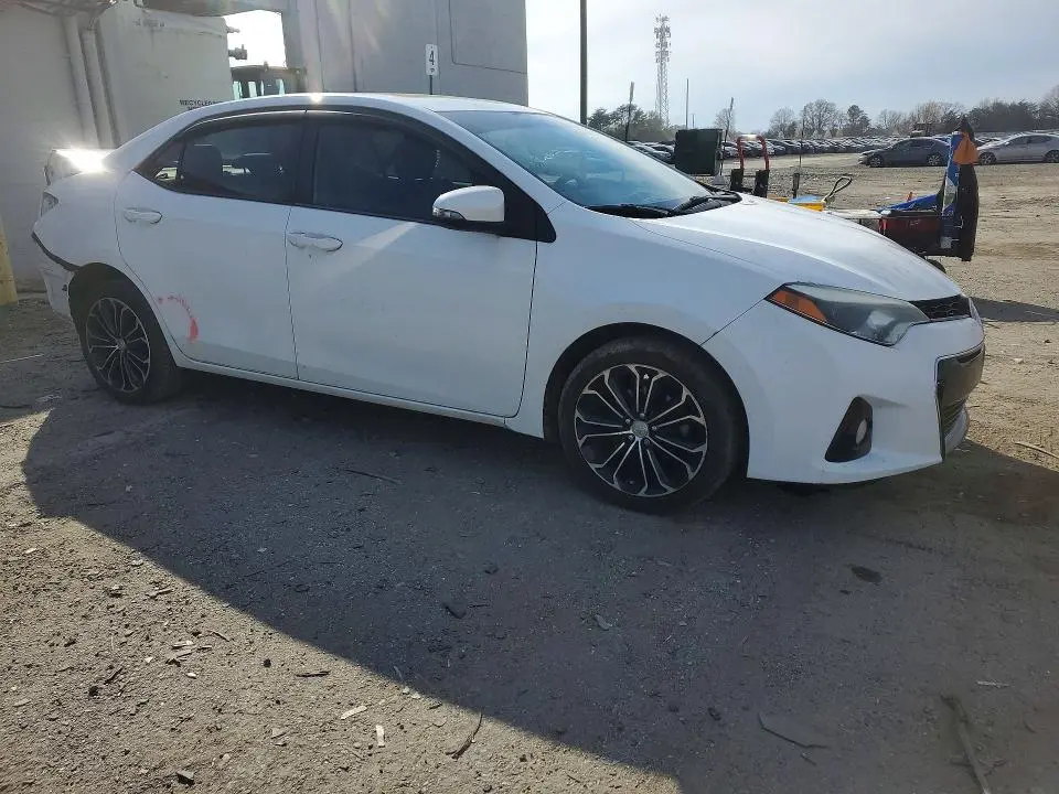 2015 TOYOTA COROLLA S PLUS  