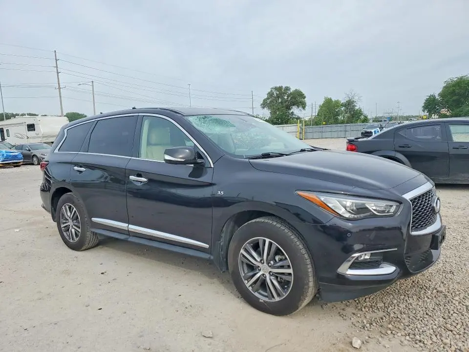 2020 INFINITI QX60 LUXE  