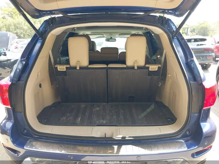 2018 NISSAN PATHFINDER SL