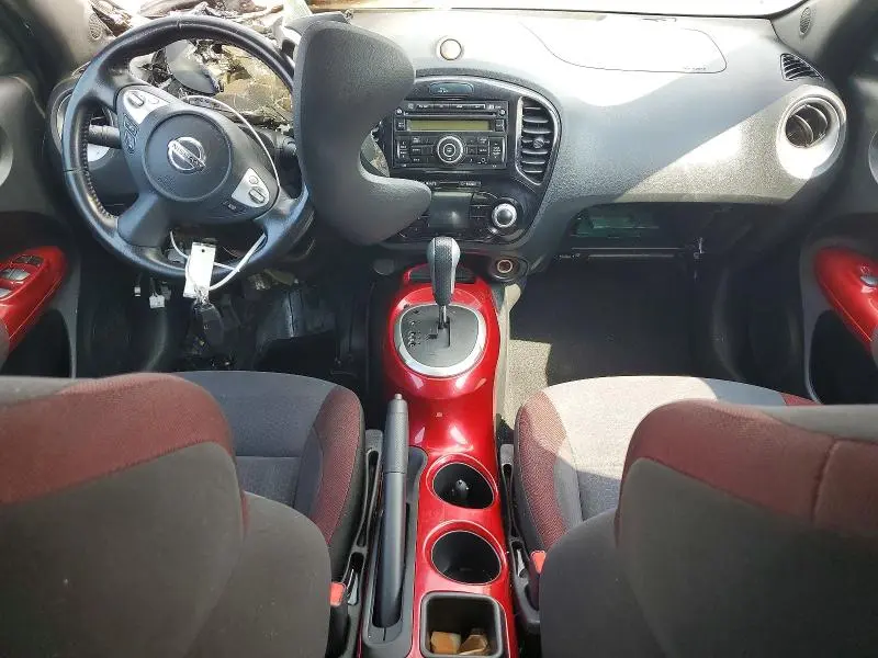 2014 NISSAN JUKE SV  