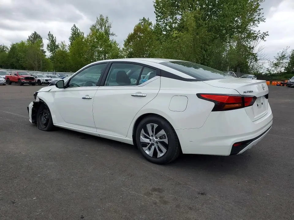 2024 NISSAN ALTIMA S  