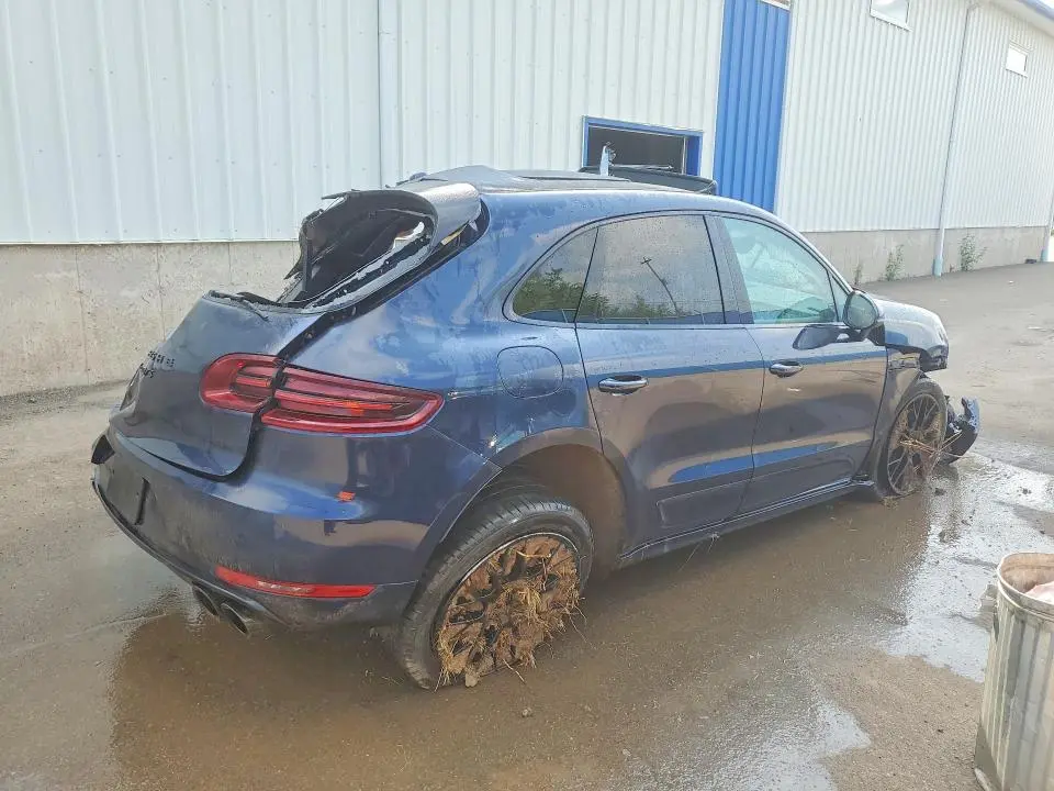 2018 PORSCHE MACAN GTS  