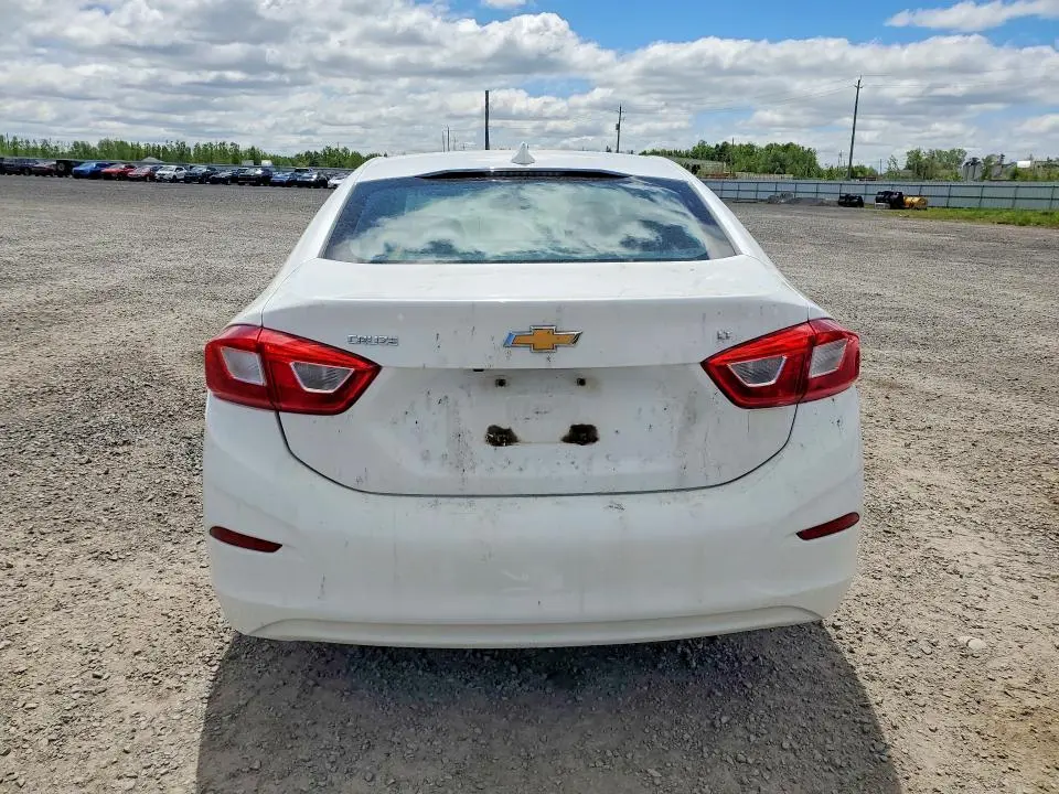 2017 CHEVROLET CRUZE LT  