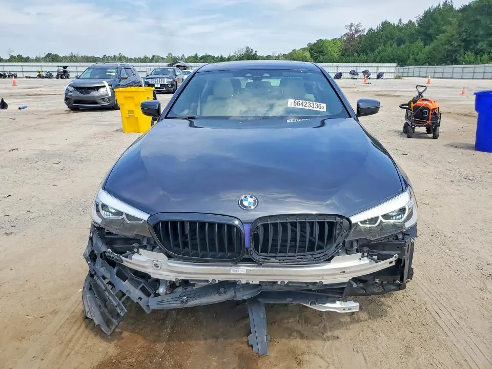 2019 BMW 530 XI  