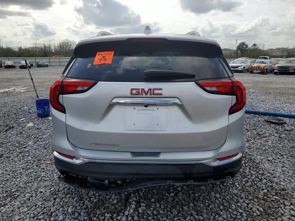 2018 GMC TERRAIN SLT  