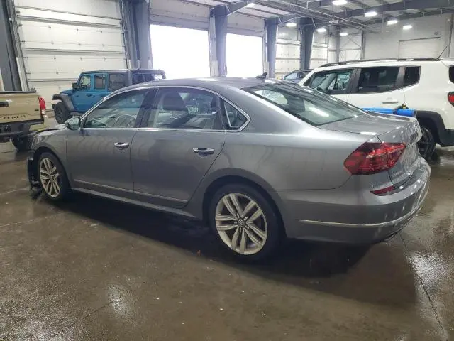 2017 VOLKSWAGEN PASSAT SE  