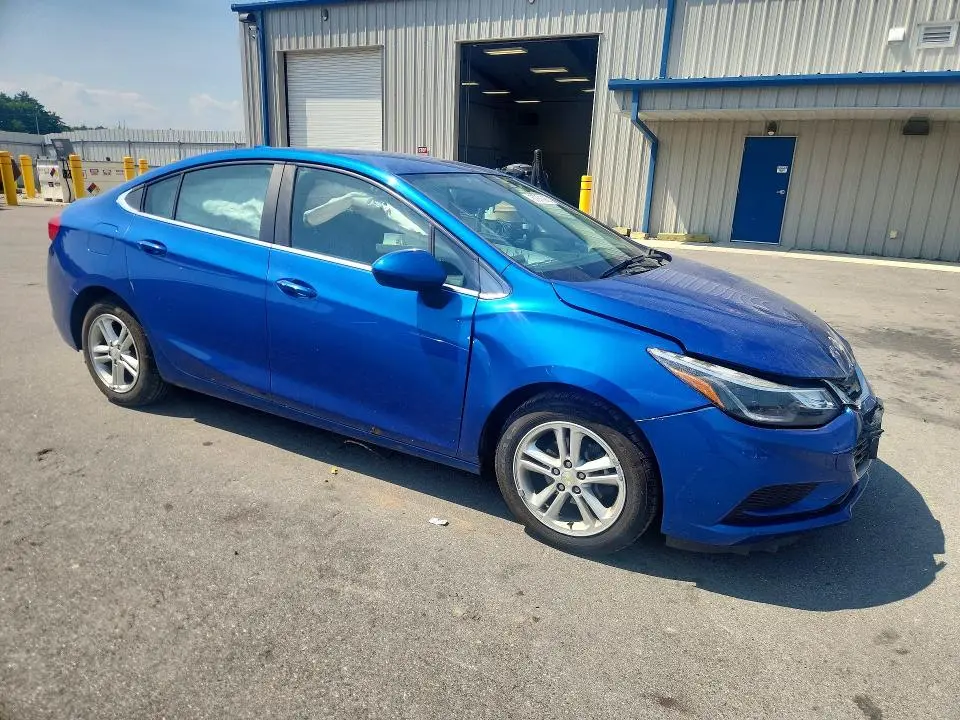2016 CHEVROLET CRUZE LT  