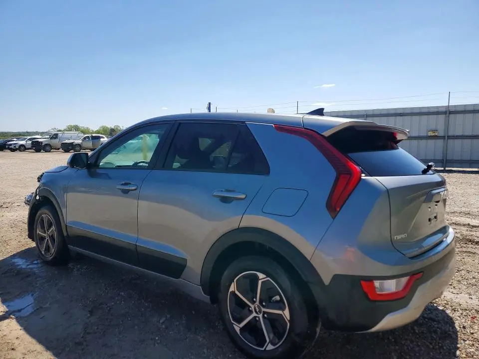 2026 KIA NIRO LX  