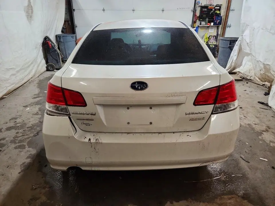 2014 SUBARU LEGACY 2.5I  