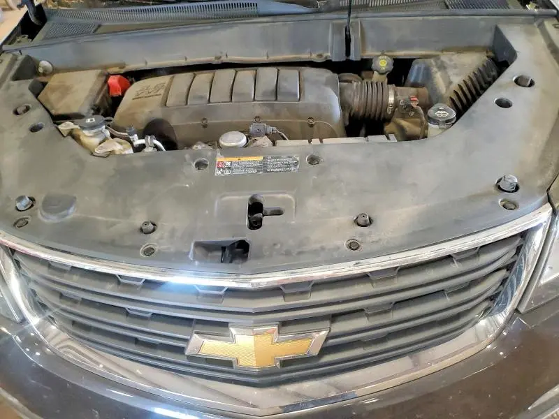 2014 CHEVROLET TRAVERSE LS  
