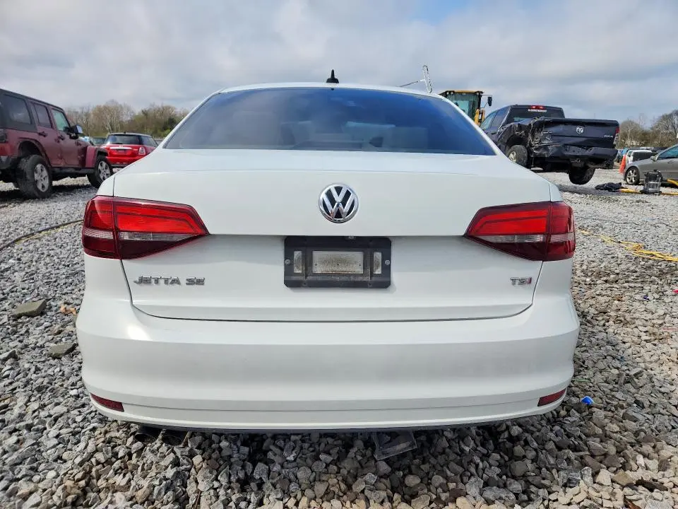 2017 VOLKSWAGEN JETTA SE  